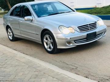 Used Mercedes-Benz C200 Used Mercedes-Benz C200 in Zimbabwe