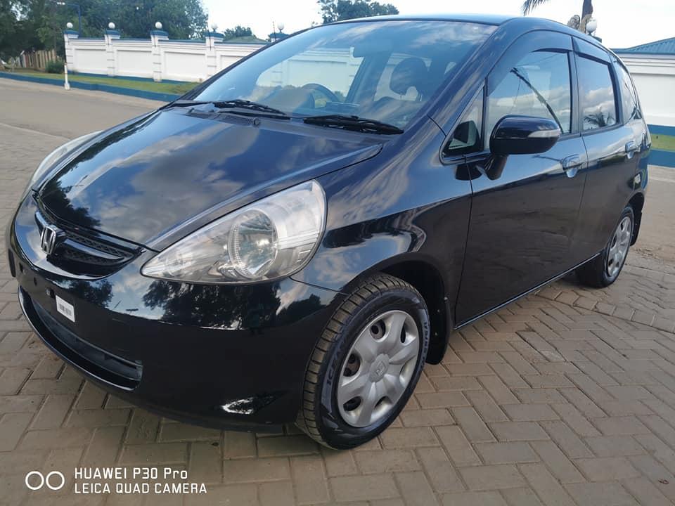 Buy Honda Fit in Harare Price for is 3400 ZWD cars for sale